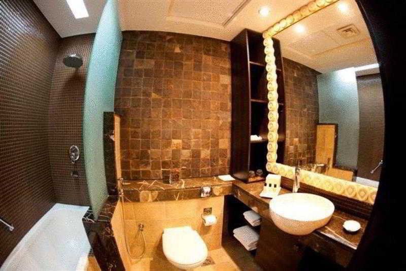 Park Apartments Dubai,An Edge By Rotana Hotel Bagian luar foto
